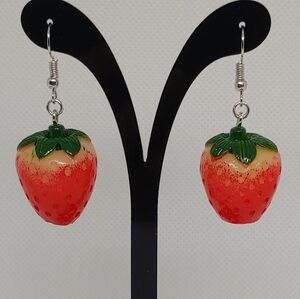 Juicy strawberry earrings